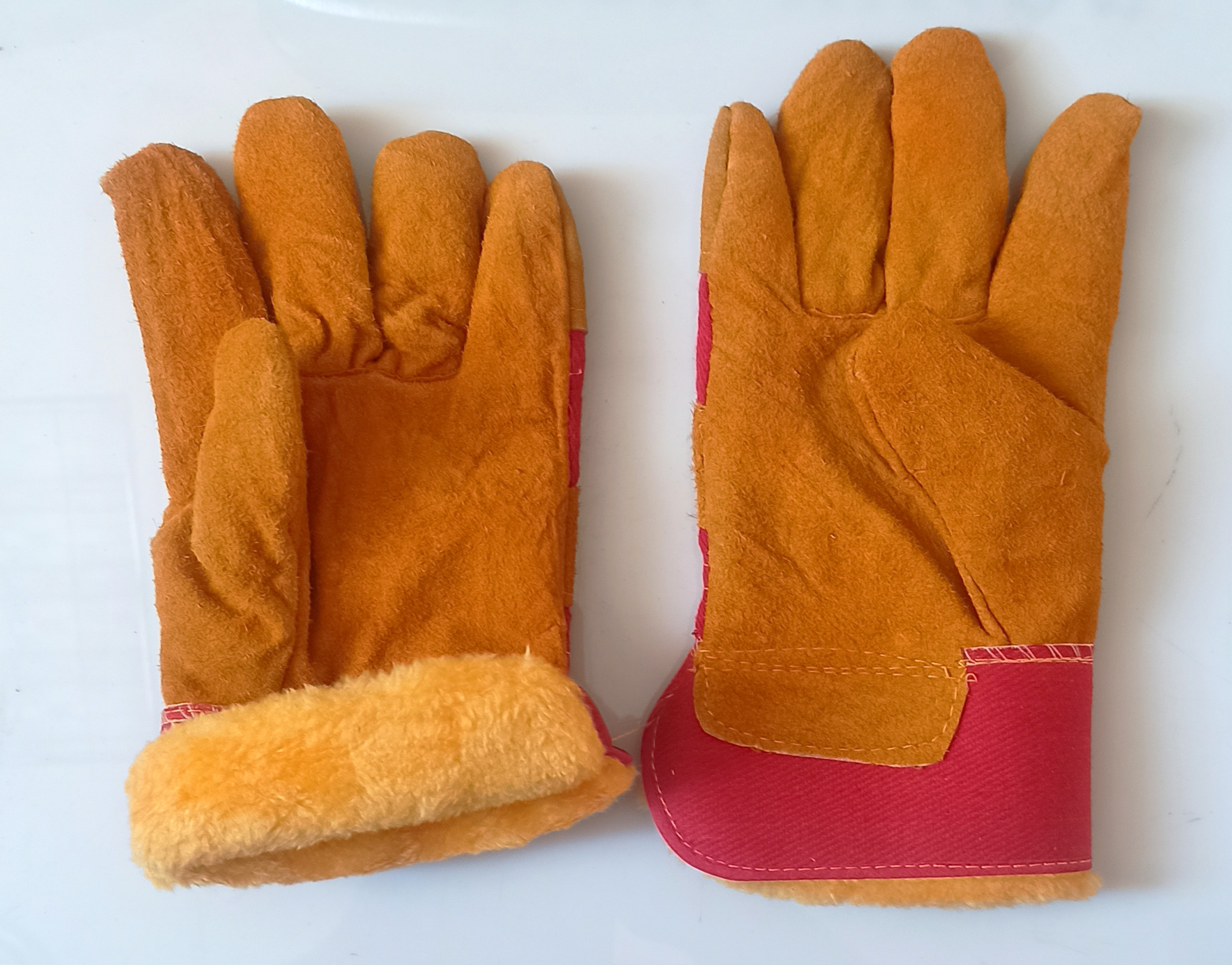 Перчатки спилковые комбинированные "Сибирь" Люкс, подкладка: искусственный мех, красно-оранжевые