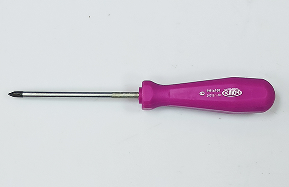 Отвертка Центроинструмент с пластиковой ручкой РН1 х 100 мм